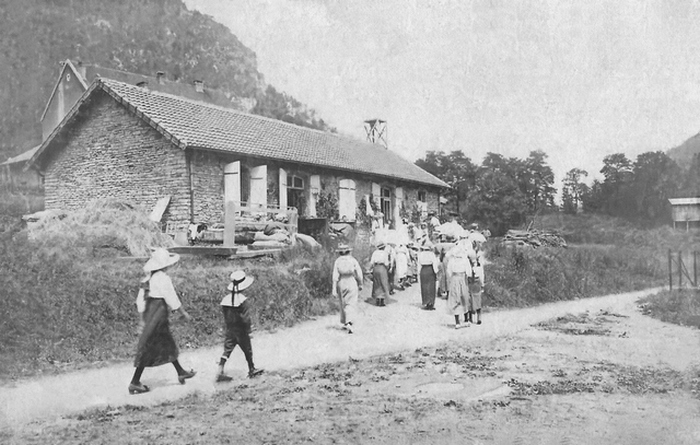 [Procession de la Fête-Dieu 1915]